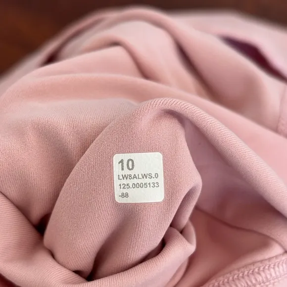 NWT! 🍋🍋Lululemon Align High Rise Skirt 🍋🍋. Size 10. Color Pink Haze.