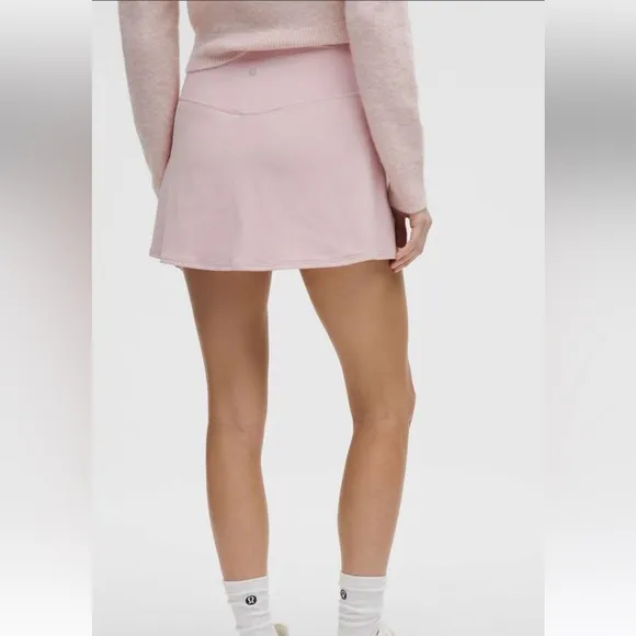 NWT! 🍋🍋Lululemon Align High Rise Skirt 🍋🍋. Size 10. Color Pink Haze.