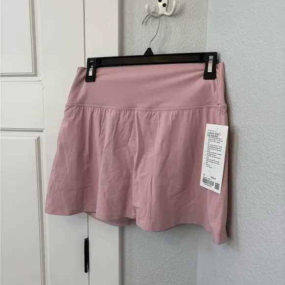 NWT! 🍋🍋Lululemon Align High Rise Skirt 🍋🍋. Size 10. Color Pink Haze.
