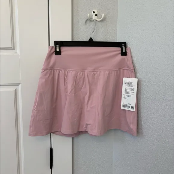 NWT! 🍋🍋Lululemon Align High Rise Skirt 🍋🍋. Size 10. Color Pink Haze.
