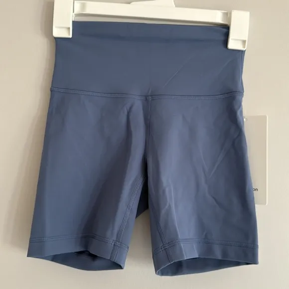 NWT Lululemon Wunder Train High Rise Short 6” inseam Oasis Blue Size 4 Everlux