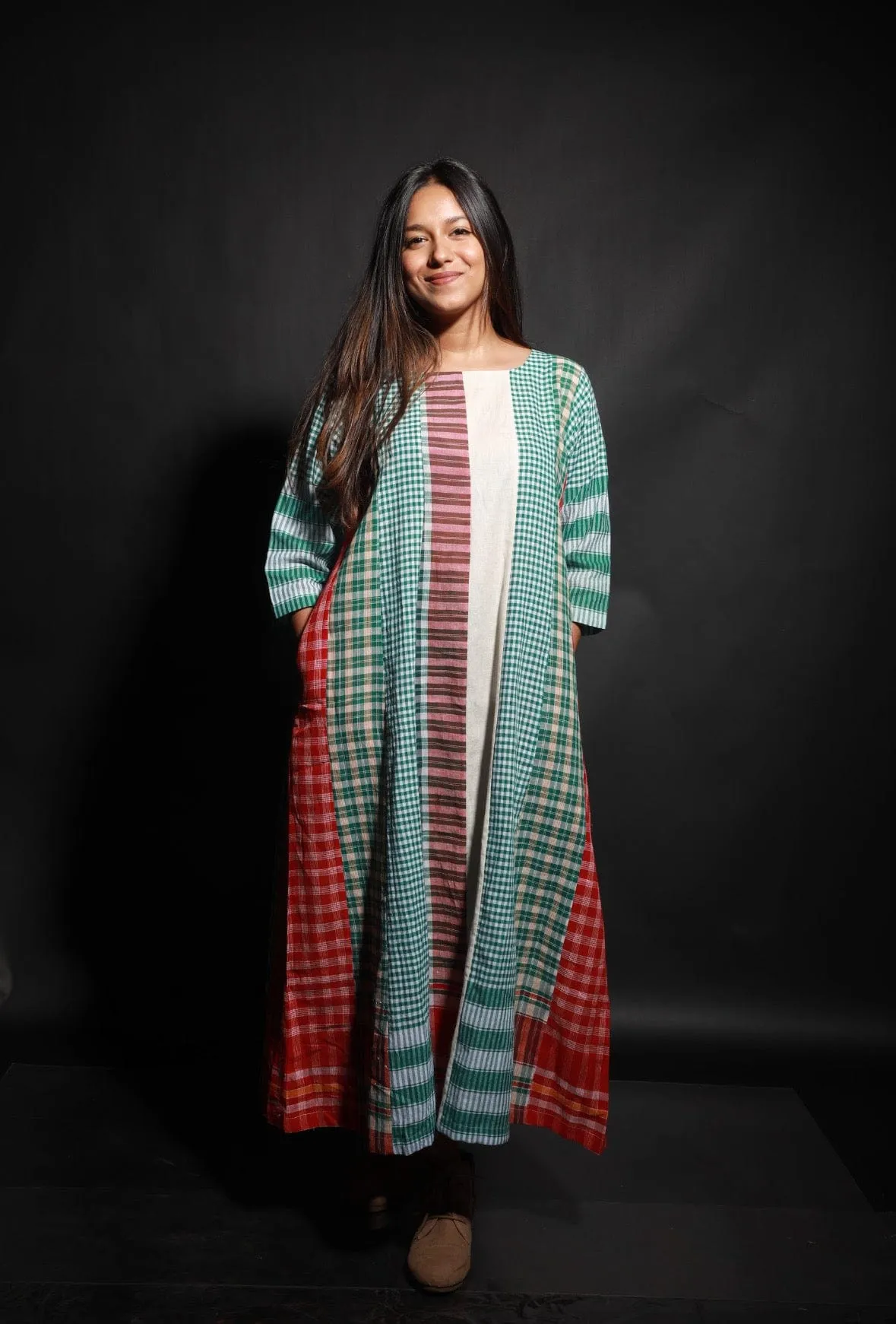 Pack: 16 Panelled Dresses
