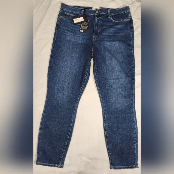 Paige Margot Crope Women's Blue Jeans, NWT, SIZE 34