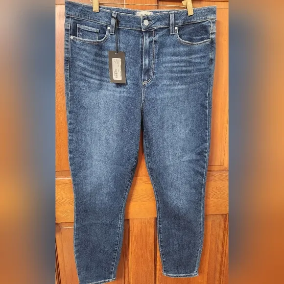 Paige Margot Crope Women's Blue Jeans, NWT, SIZE 34