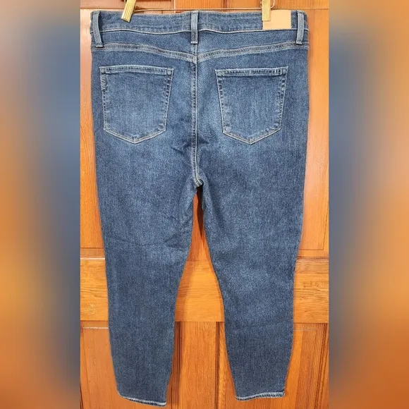 Paige Margot Crope Women's Blue Jeans, NWT, SIZE 34