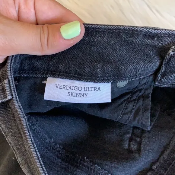 paige • verdugo ulta skinny shredded jeans