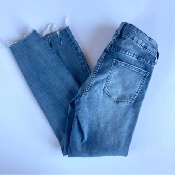 Pistola Raw Hem Jeans