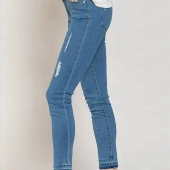 POL Blue Ankle Cropped Skinny Jeans