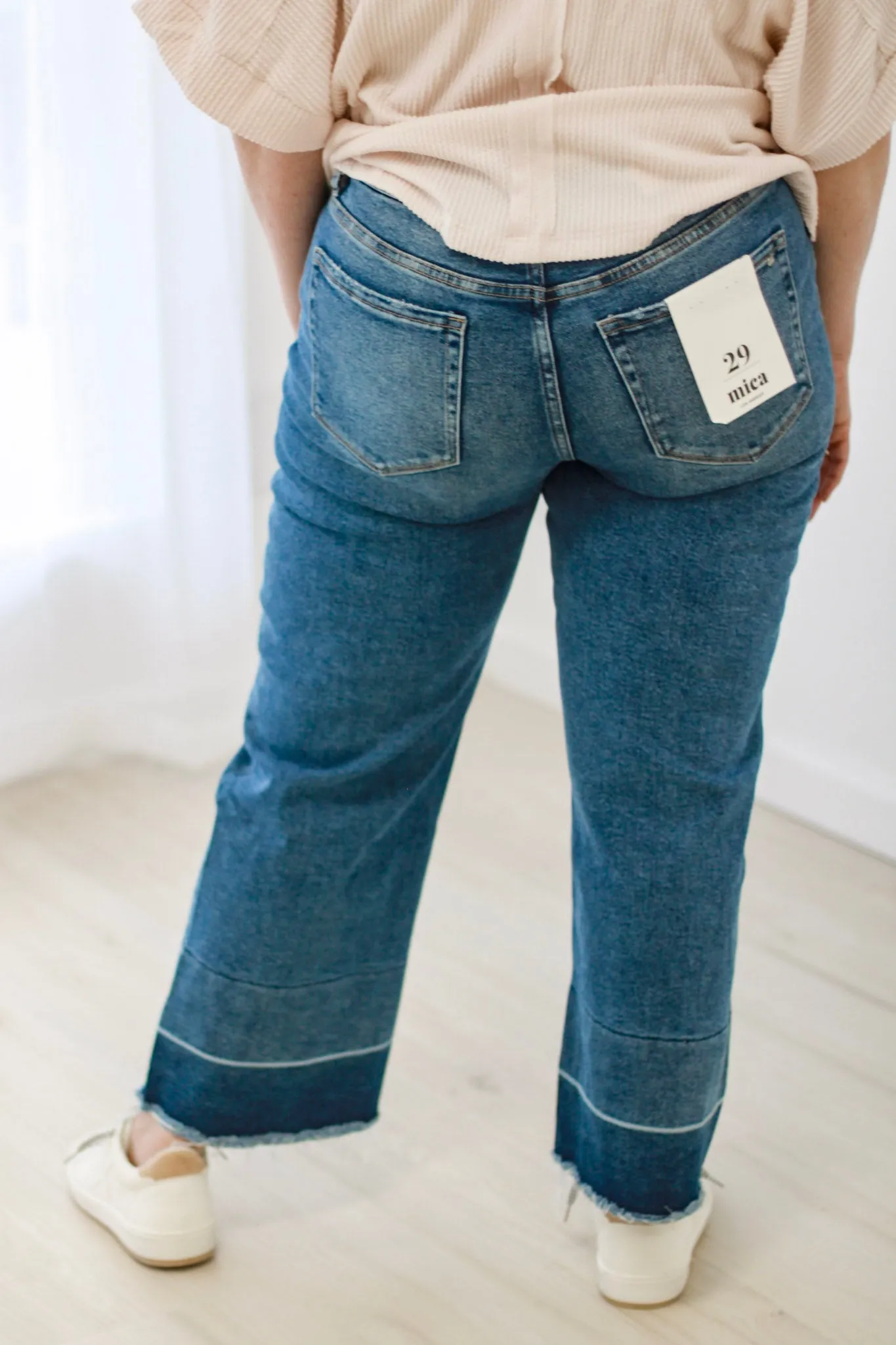 Release Hem Crop by Mica