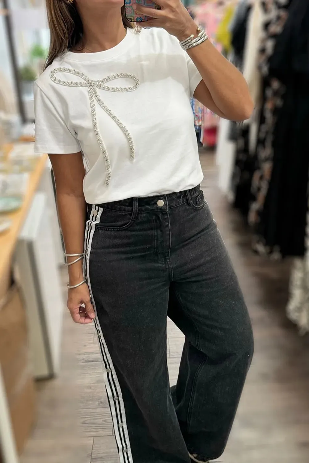 Rhinestone Bow Round Neck Short Sleeve T-Shirt S-XL