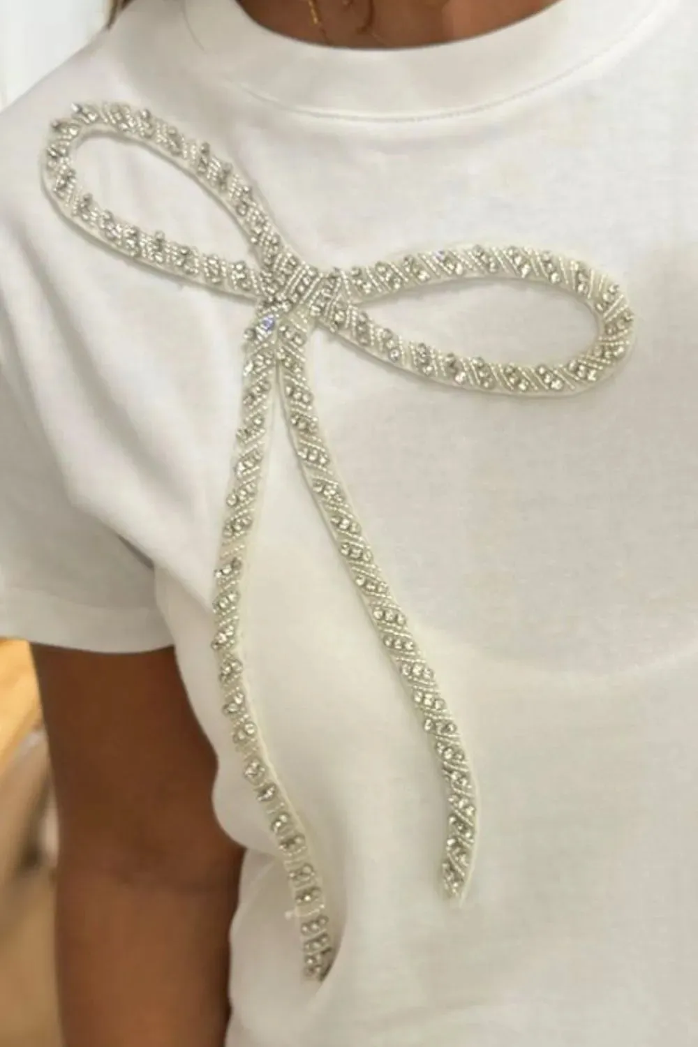 Rhinestone Bow Round Neck Short Sleeve T-Shirt S-XL
