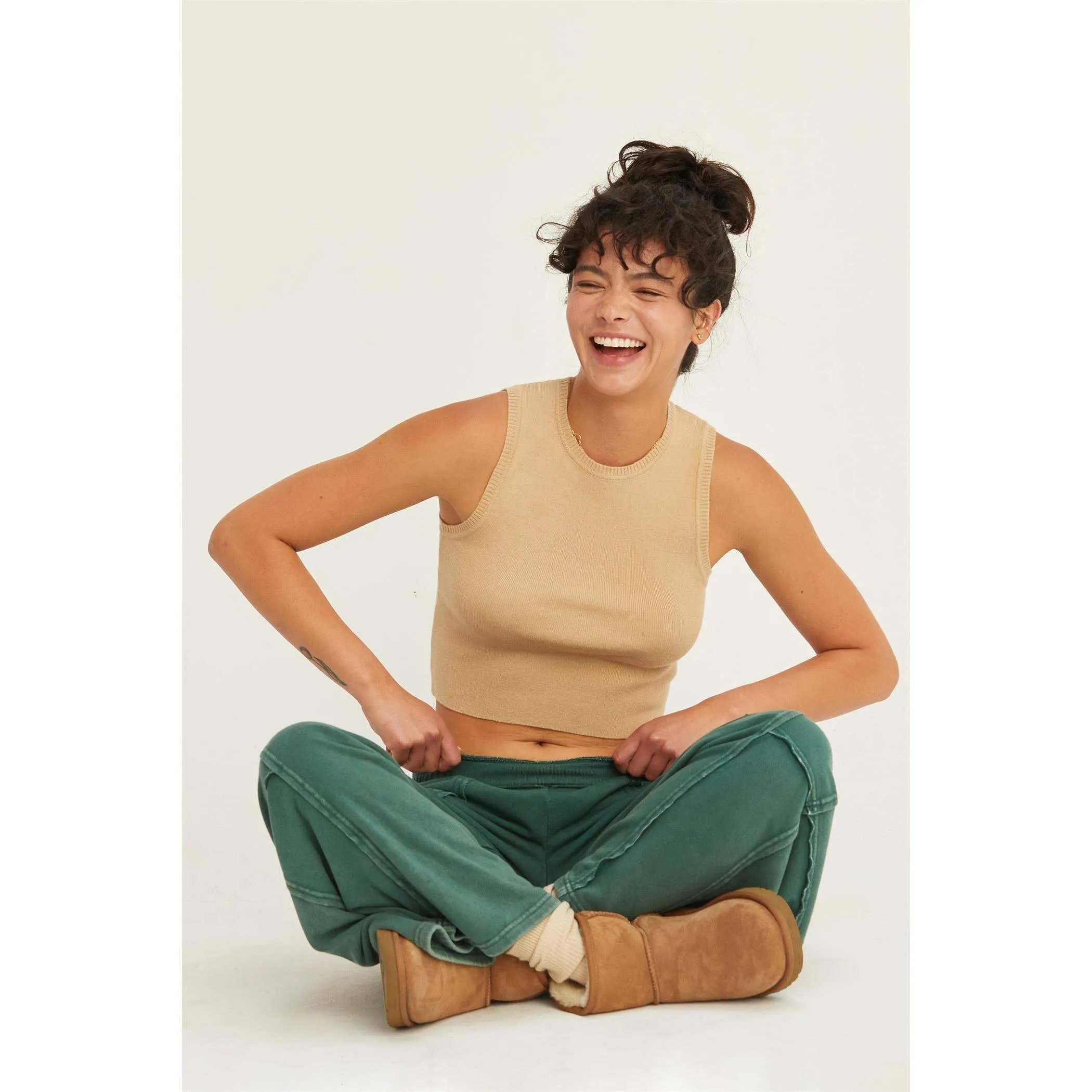 RIBBED KNIT CROPPED TANK TOP