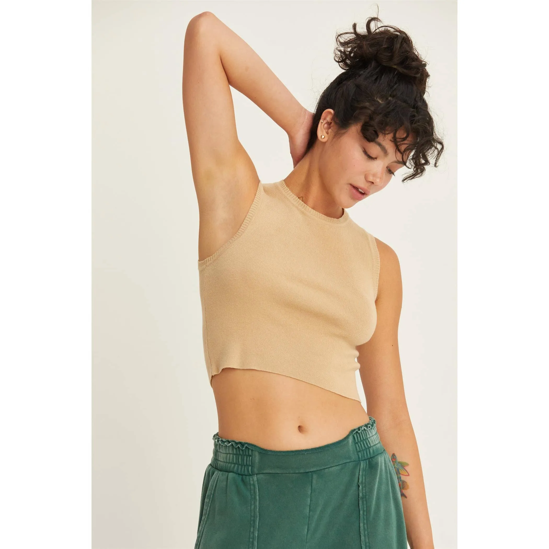 RIBBED KNIT CROPPED TANK TOP