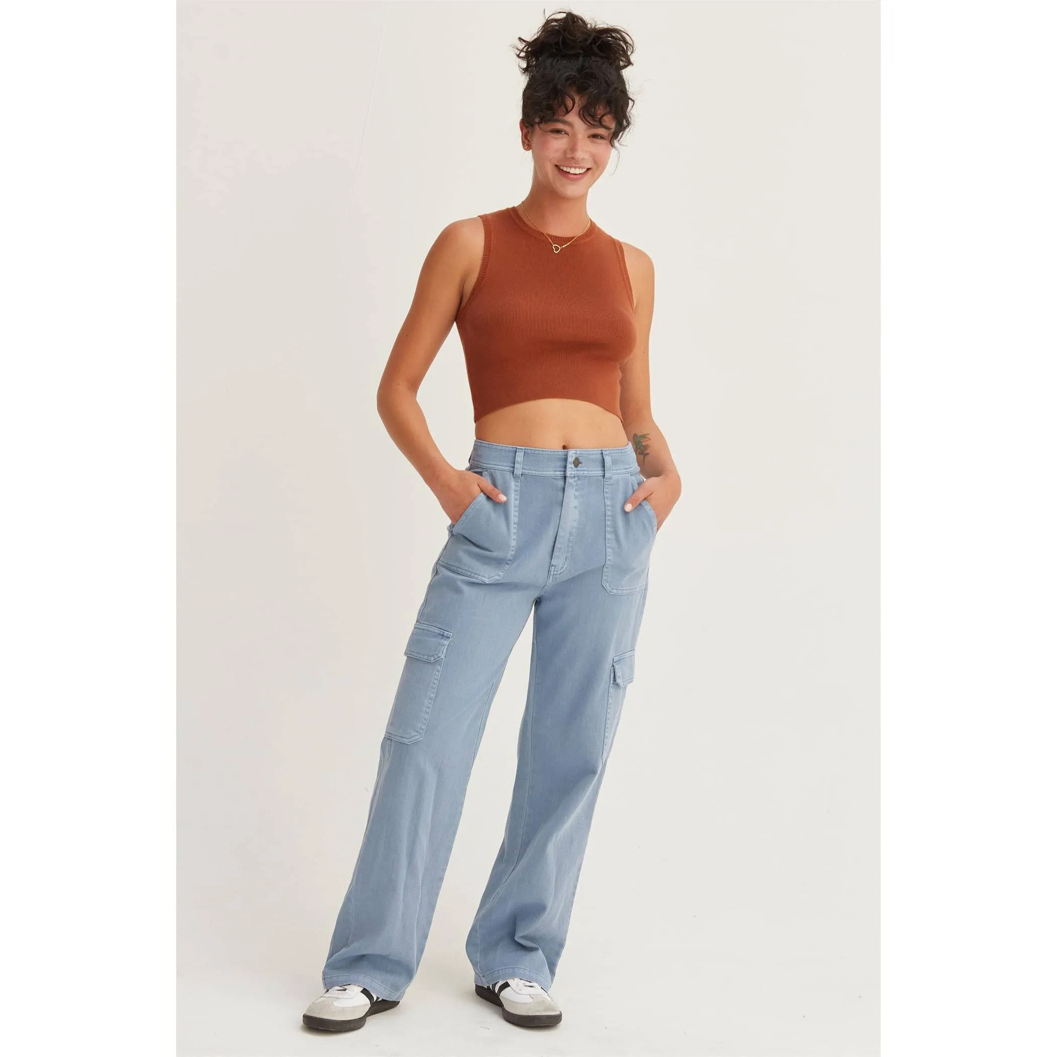 RIBBED KNIT CROPPED TANK TOP