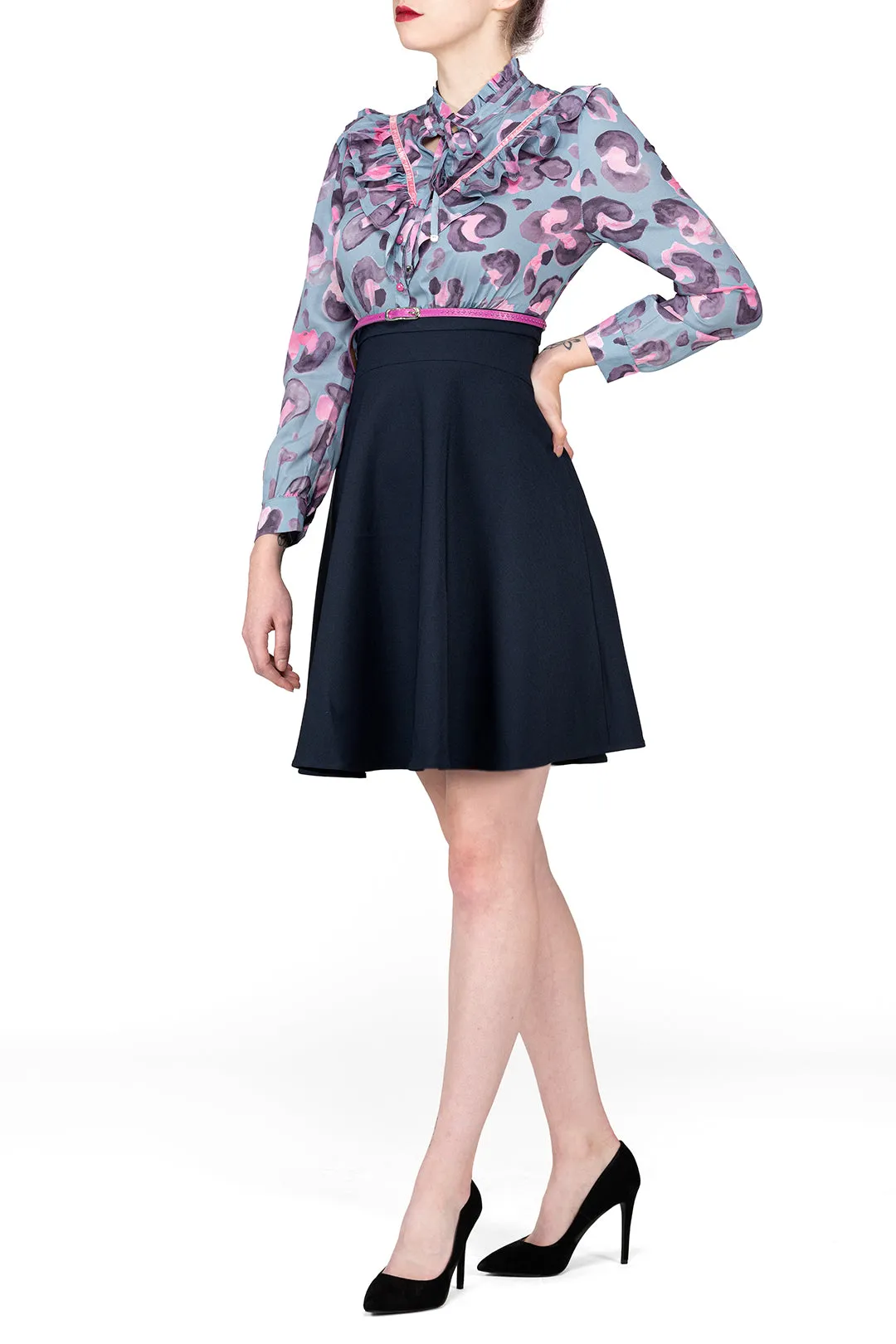 SCANDINAVIA-Long Sleeve Ruffle Accent Contrast Dress Withe Belt