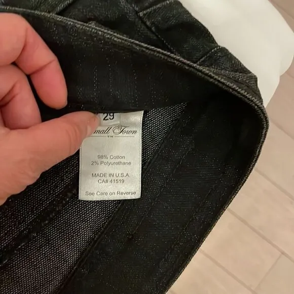 SMALL TOWN BLACK SKINNY JEANS.  NEW WITH TAGS.  STYLE IS ARIEL