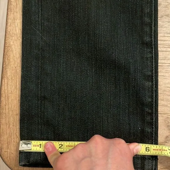 SMALL TOWN BLACK SKINNY JEANS.  NEW WITH TAGS.  STYLE IS ARIEL