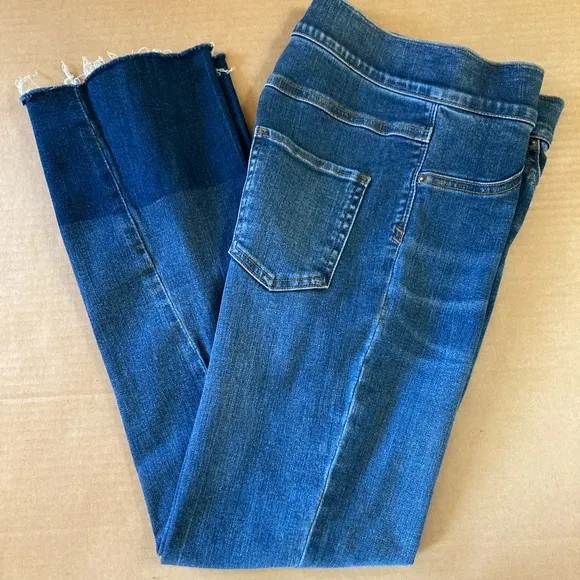 Spanx High Waisted Crop Flare Leg Jeans size XS