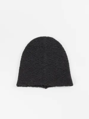 textured knit hat - black
