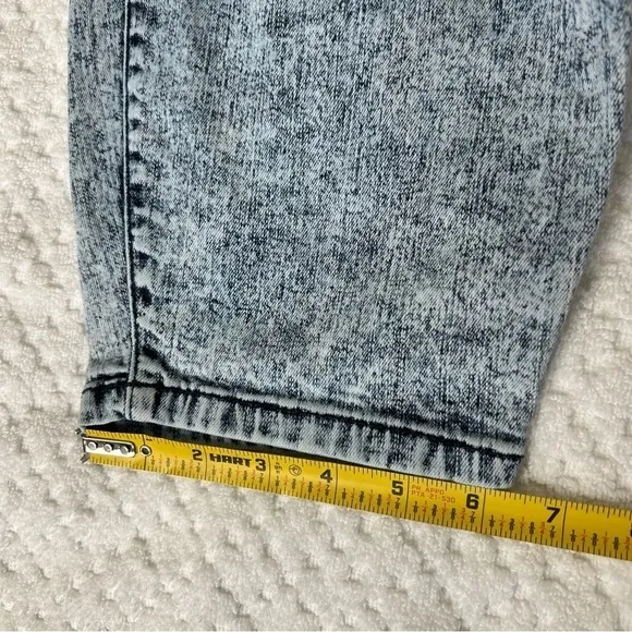 Torrid Acid Washed Cropped Ankle Jeans