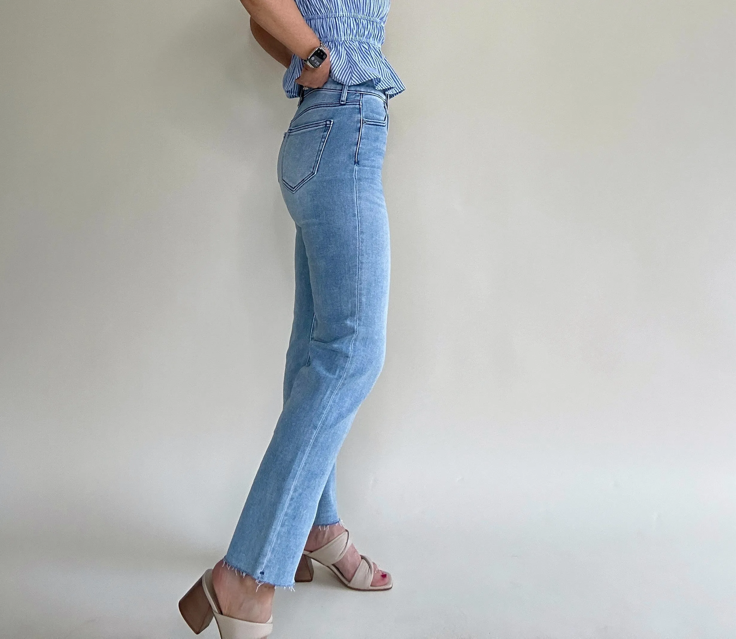Tracey High Rise Cropped Straight