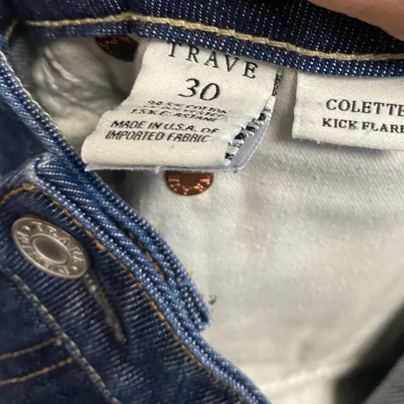 TRAVE Women's Colette Kick Flare Jeans in Mystifies Me Medium Dark Wash Size 30