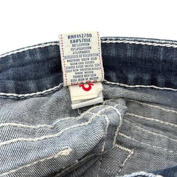 True Religion Straight Jeans Size 25x33