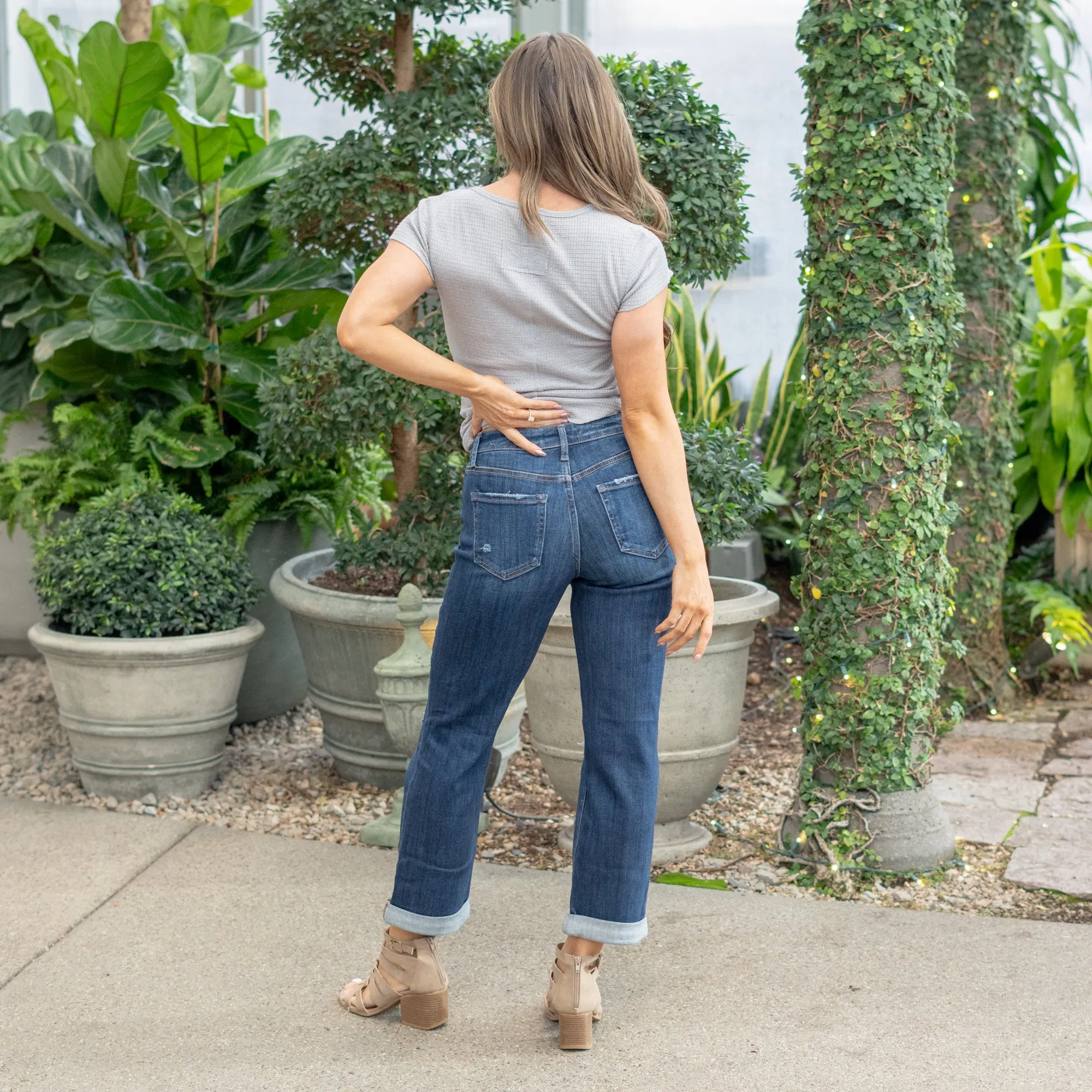 Ultra Crisp High Rise Cropped Straight Leg Regular & Plus Sizes