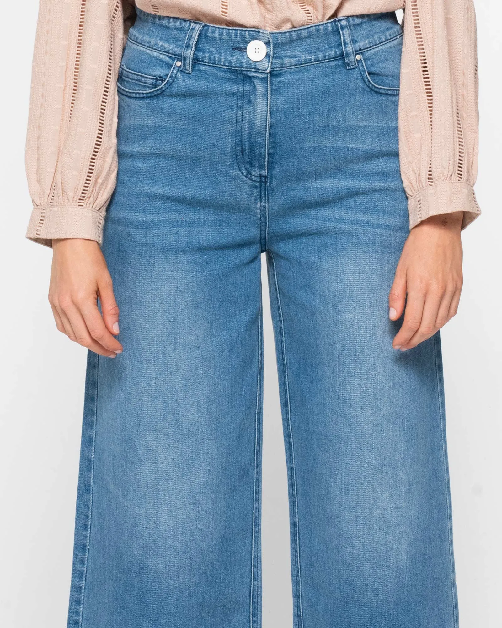 Vantage Jean Washed Blue
