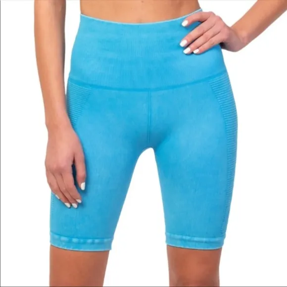Vita LA bike short!