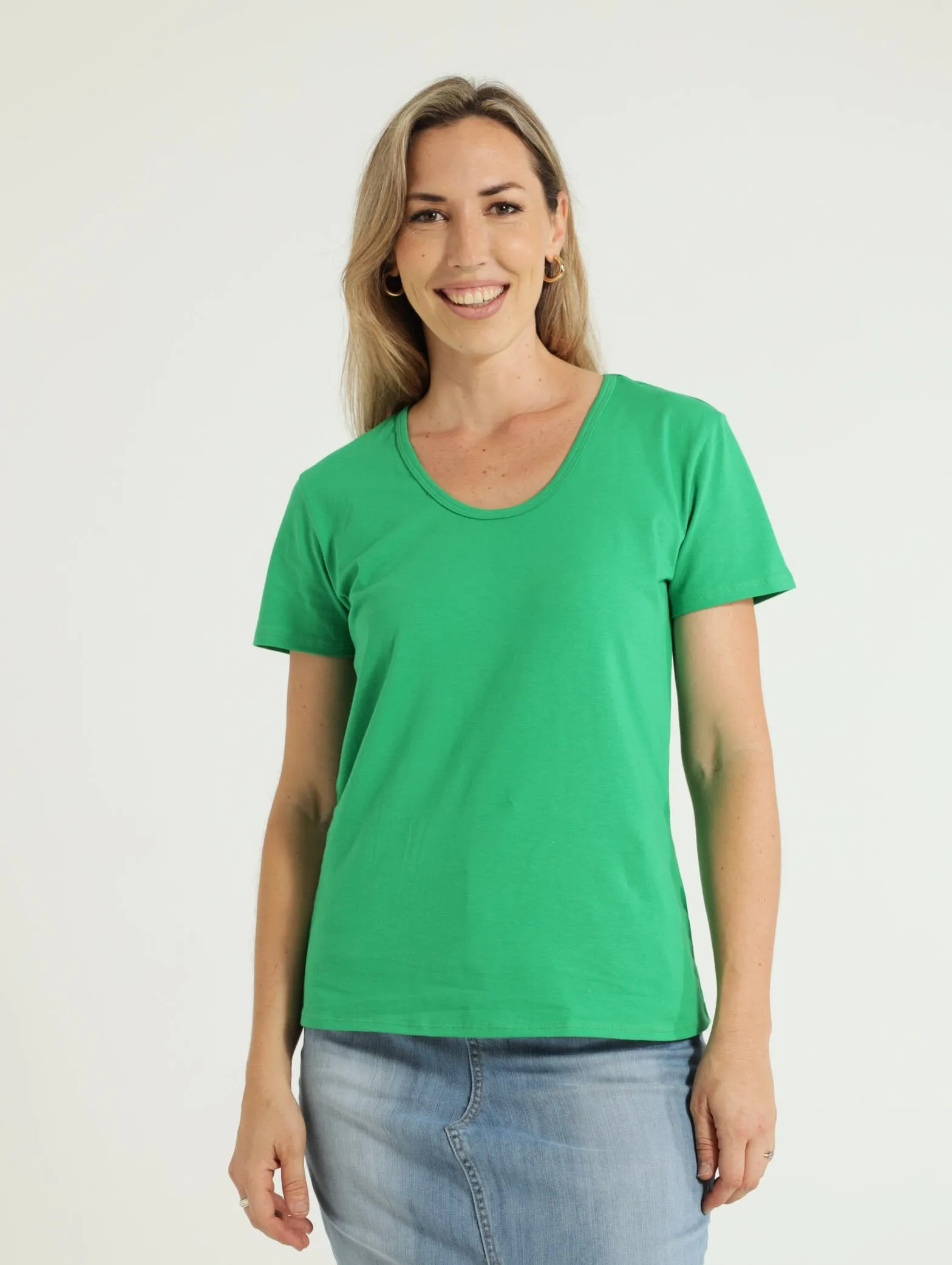 Voop Neck Stretch Tee - Green