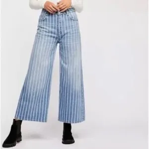 We The Free Earn Your Stripes 100% Cotton High Rise Wide Leg Crop Jeans Size 27
