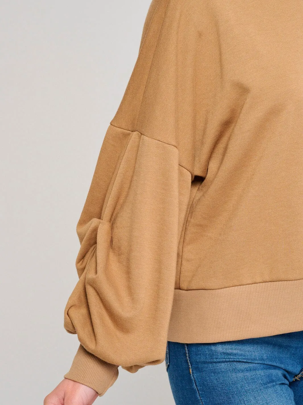 WOMEN'S LONG RUCHED SLEEVE PULLOVER SWEATER